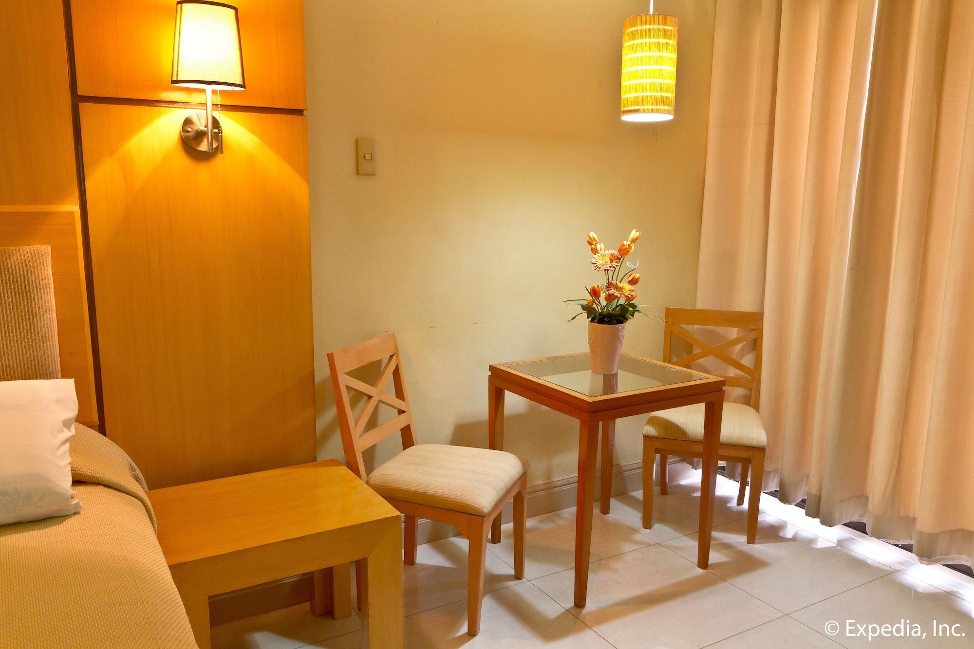Crown Regency Residences Cebu - Quarantine Hotel Extérieur photo
