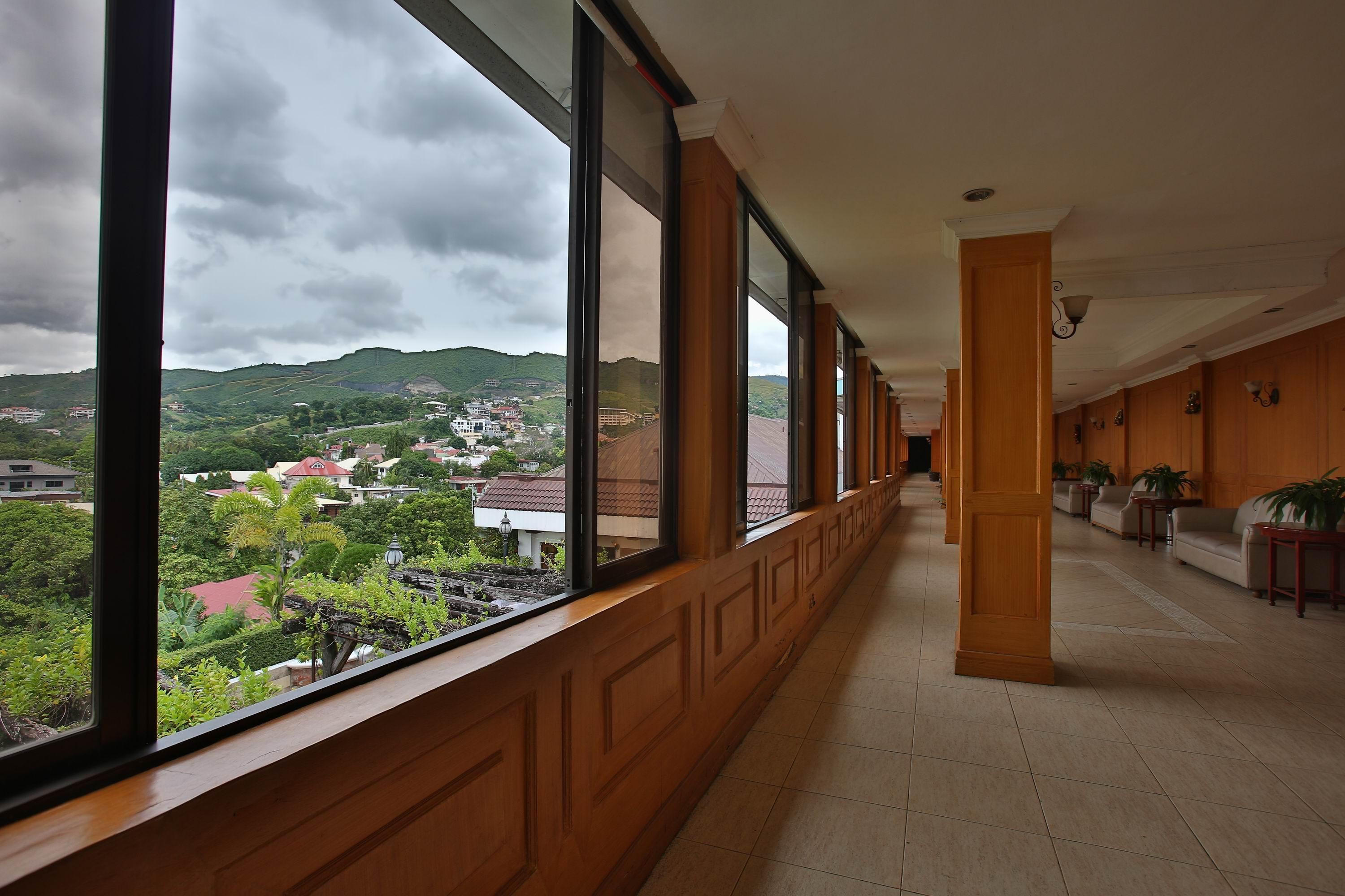 Crown Regency Residences Cebu - Quarantine Hotel Extérieur photo