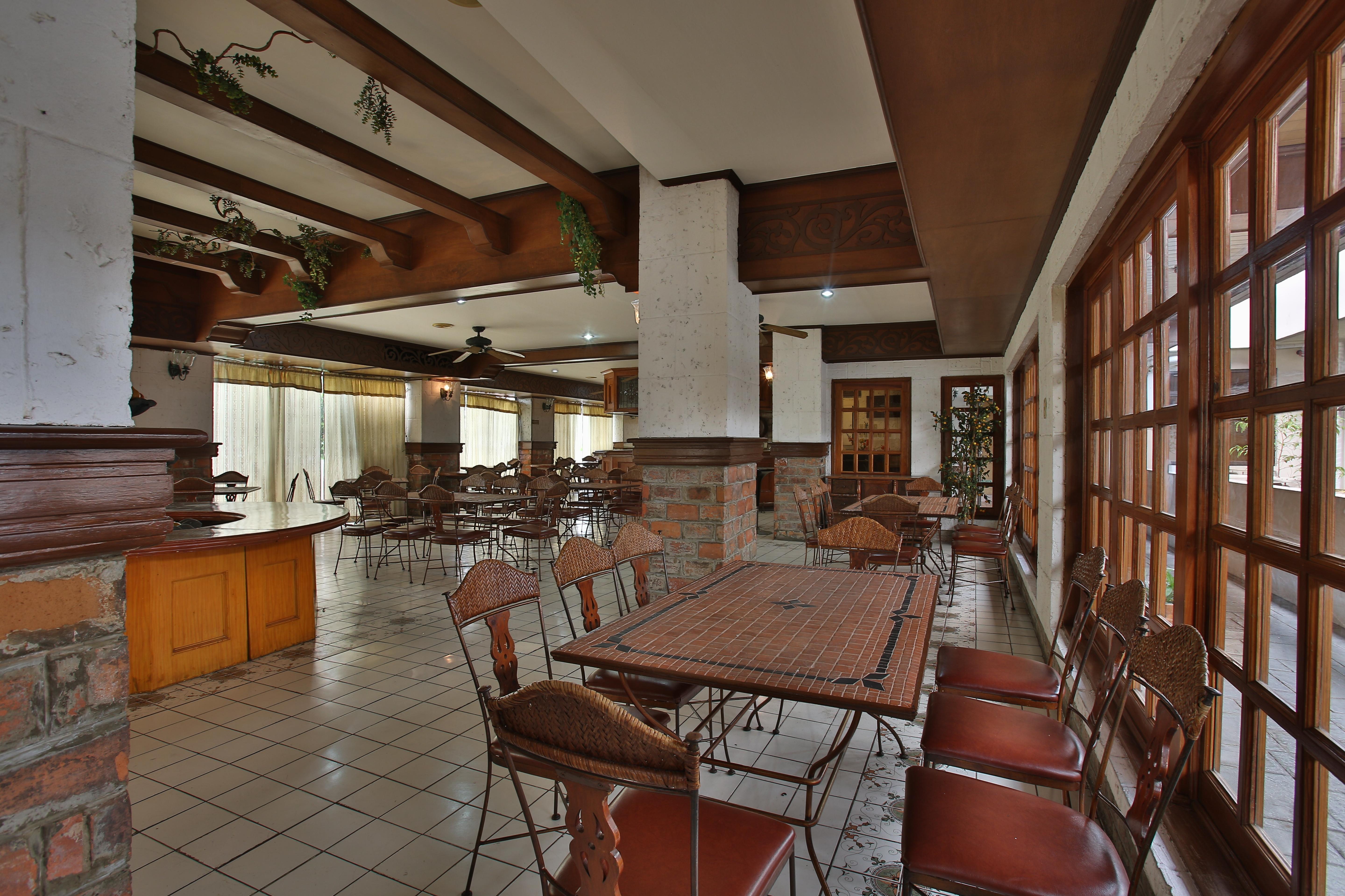 Crown Regency Residences Cebu - Quarantine Hotel Extérieur photo